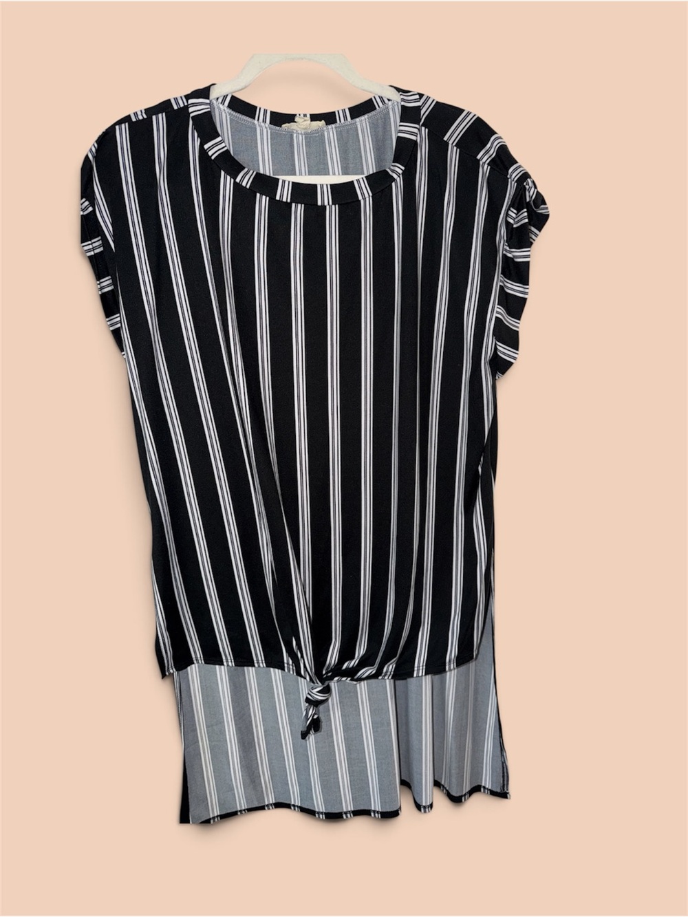Loralette High-low blouse Black & White